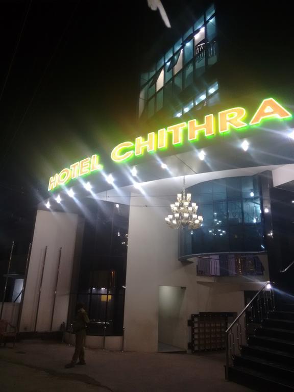 קניאקומרי Hotel Chithra מראה חיצוני תמונה